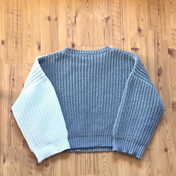 Pink Lily Love Me Now Heart Sweater Size Medium Good Condition - Picture 4 of 9